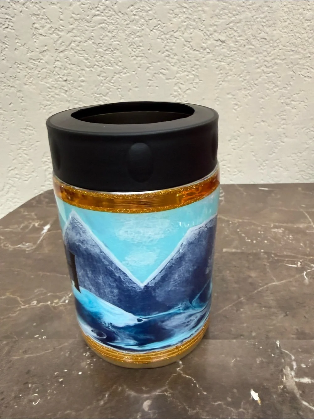 Slammin Busch Poundin Tush Standard 12 oz Can Cooler Hand Painted